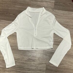 SHEIN 2 pack White and Black Zip-Up Long Sleeve Crop Top